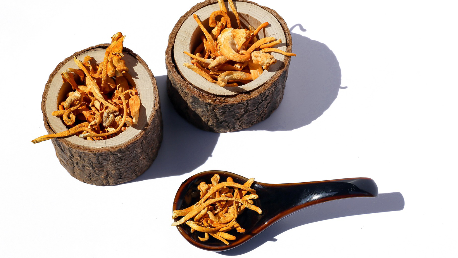 Natürlicher Gaming Booster vs. klassischer Energy Drink – der ehrliche Vergleich